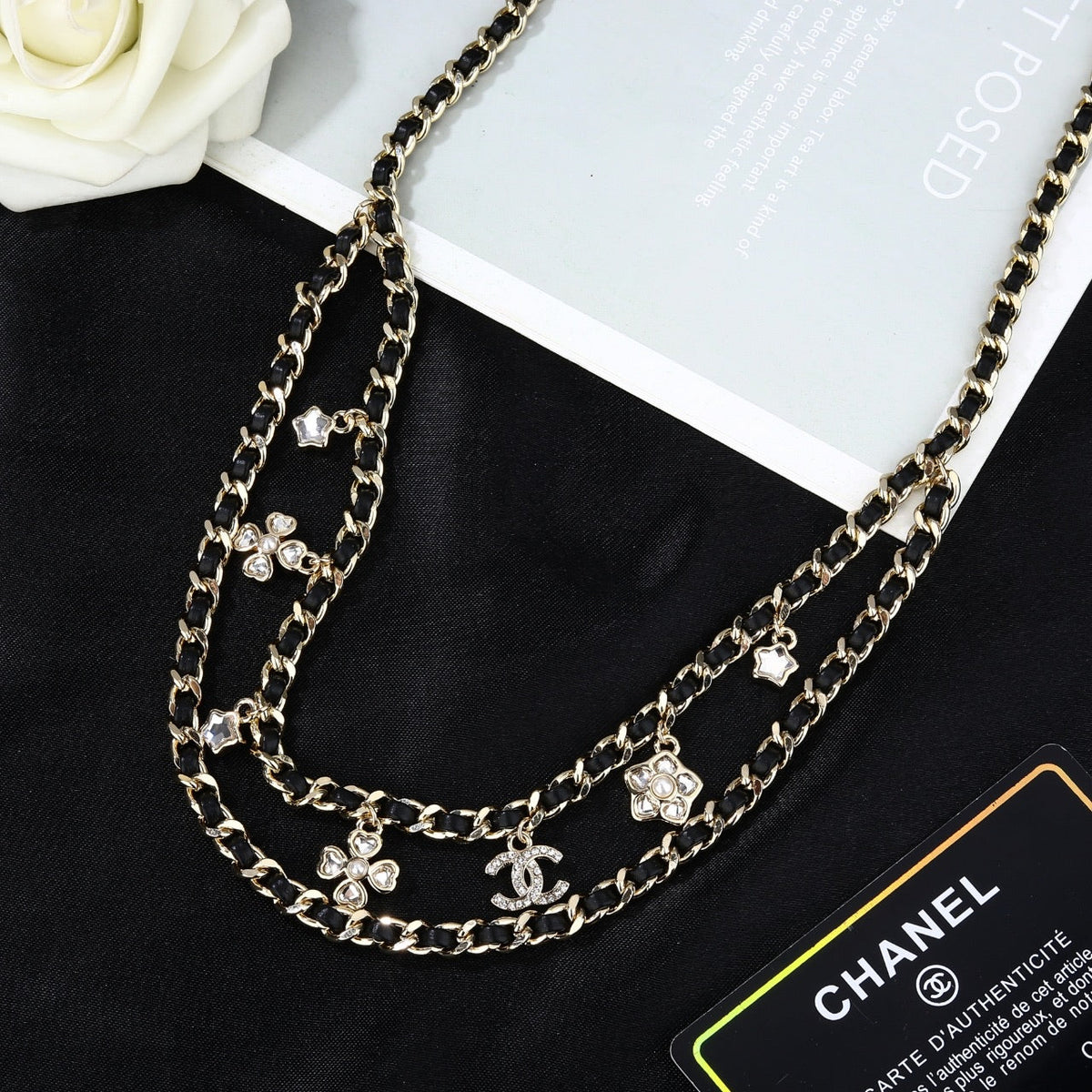 CHANEL 25S CHAIN BELT IN BLACK CALFSKIN AND GOLD METALLIC 614284